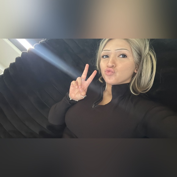 monica8008